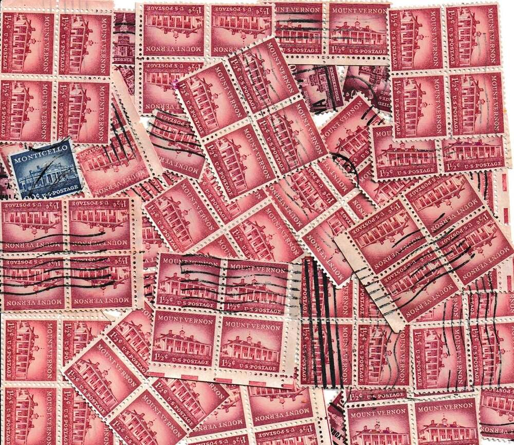 Collection of Vintage 1 1/2 Cent Mount Vernon US Postage Stamps